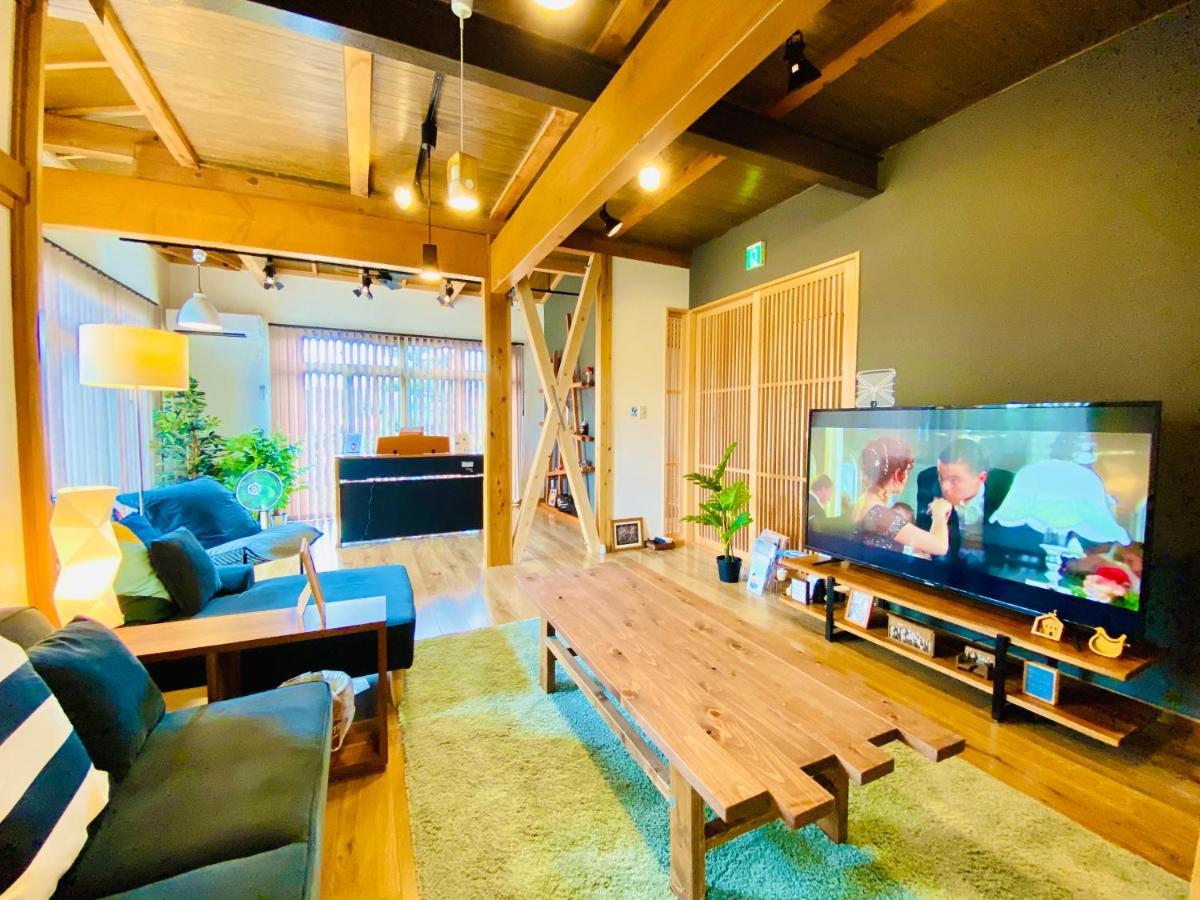 Villa 48坪！道後温泉付近駐車場有り清潔さと設備の充実さが高評価 大切な家族仲間と広々とくつろげます Matsuyama  Exterior foto